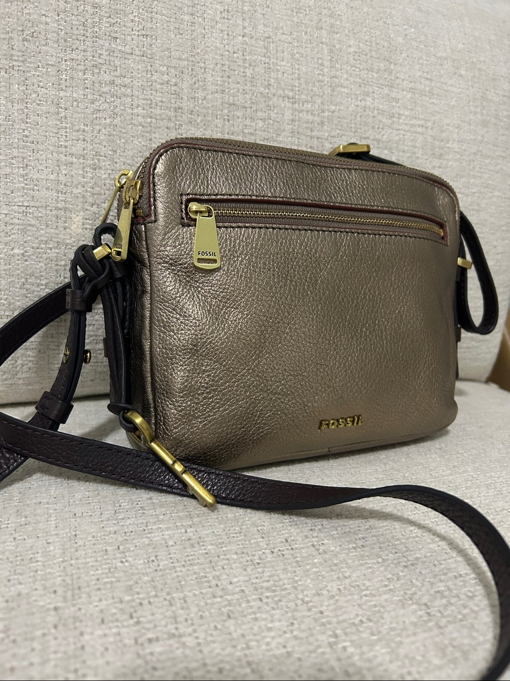 Fossil Piper Toaster Crossbody with Metallic Foil Finished Leather & Key Charm - Picture 5 of 17